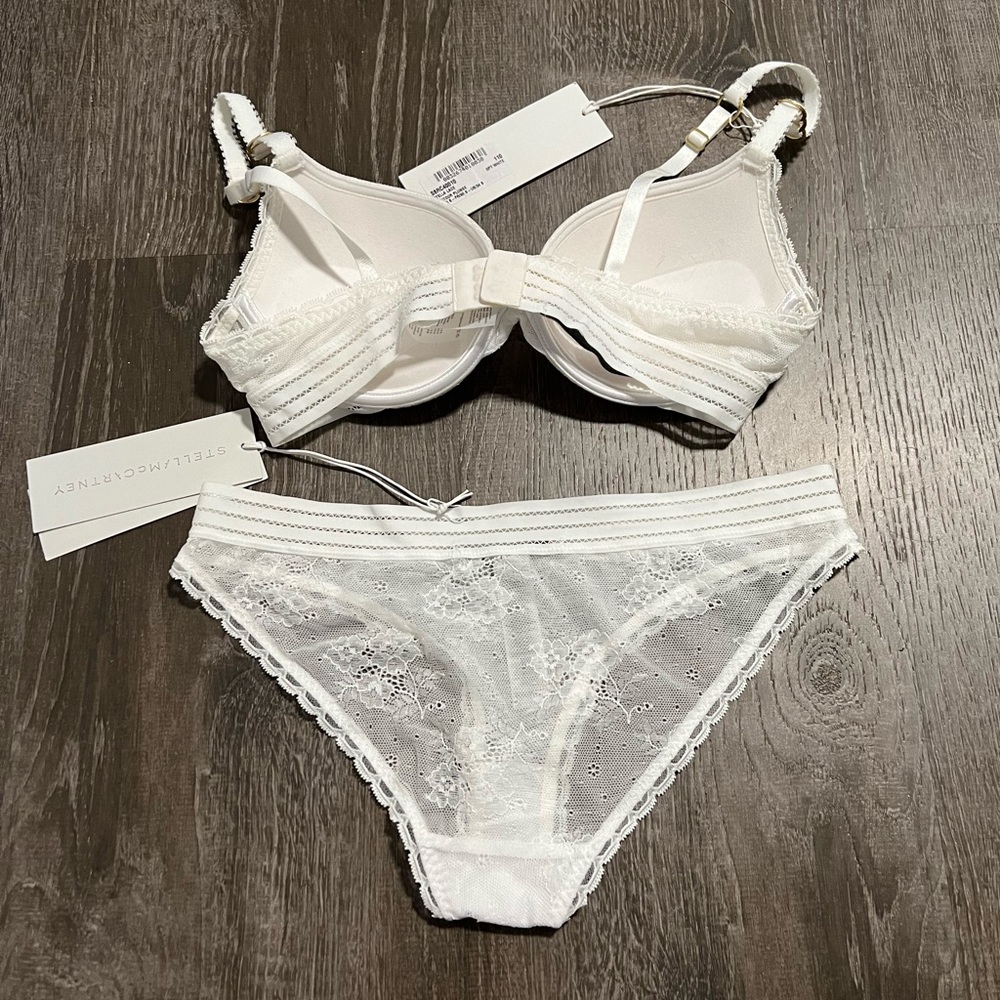 STELLA MCCARTNEY**White Stella Lace Bra + Underwear**WEDDING LINGERIE $249 - Picture 4 of 5